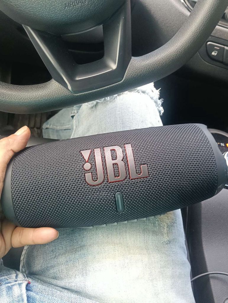 Loa Bluetooth JBL Charge 5 Đen Như mới. Mua bán Tivi, Âm thanh tại Quận Bình Thạnh Tp Hồ Chí Minh được đăng bởi nguyễn anh minh hình 1