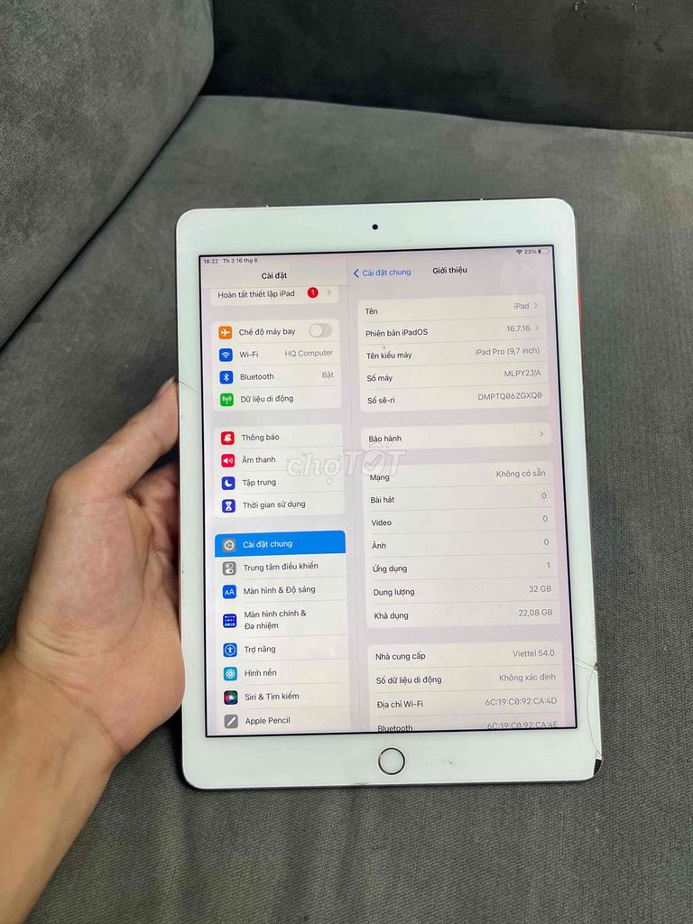 Apple iPad Pro 9.7 32GB Vàng Màn vỡ kính. Mua bán Máy tính bảng tại Quận Đống Đa Hà Nội được đăng bởi HQ Computer hình 1