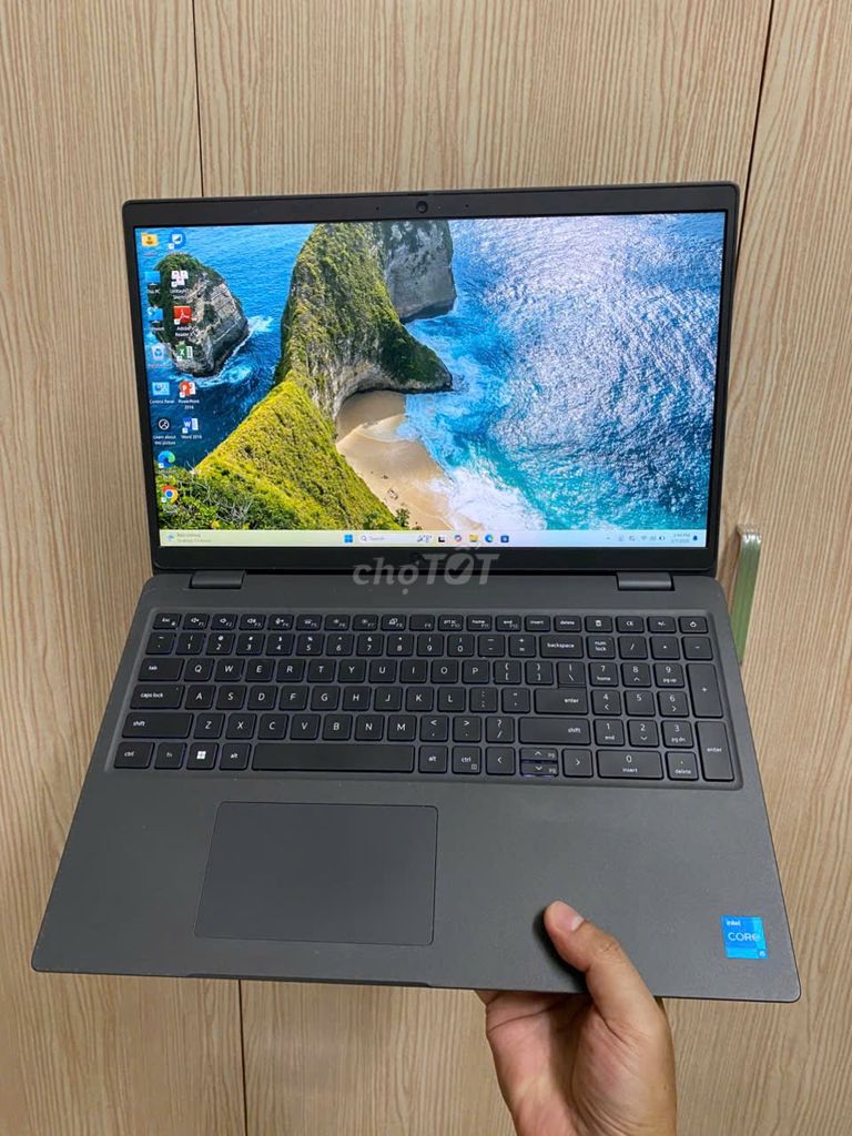 Dell Latitude 3540 i5 1335u 16G SSD 256 Phím Số US. Mua bán Laptop tại Quận 4 Tp Hồ Chí Minh được đăng bởi Jerry Tran hình 1