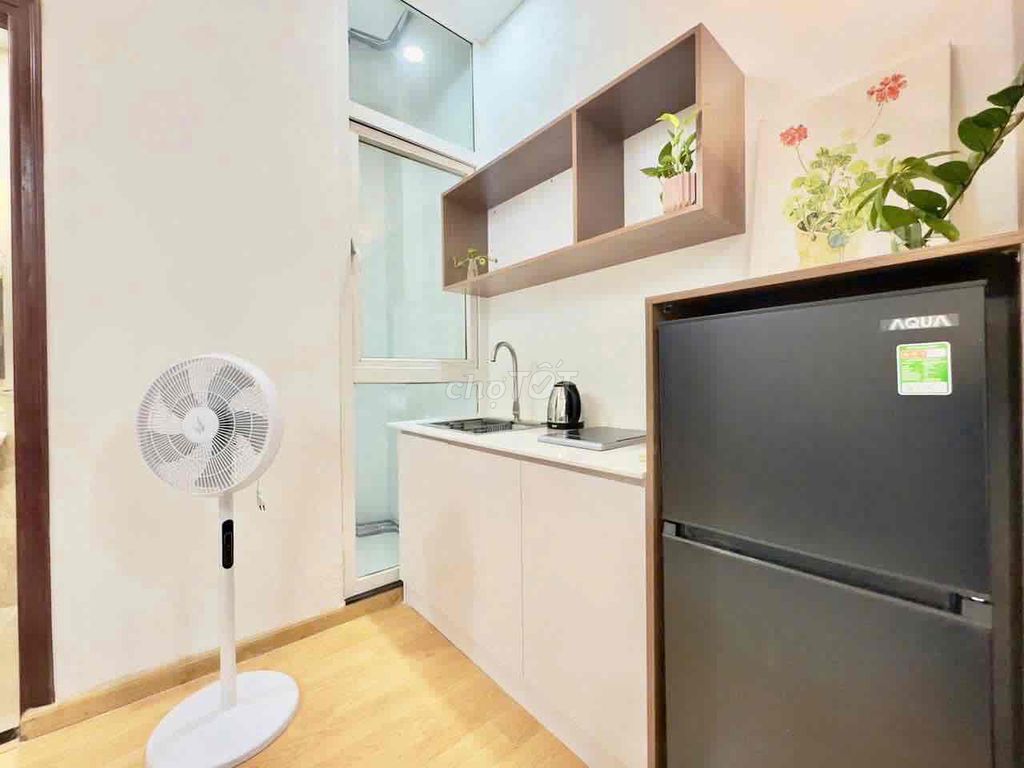 Chính Chủ Cho Thuê Phòng Ban Công Ở 98F Lê Lai Q.1 Ful NT Ạ VIP - ảnh 3
