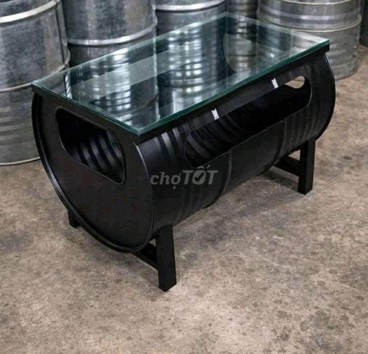 Bàn ghế Kim loại Kính Đen Đỏ Trắng Công nghiệp. Mua bán Bàn ghế tại Thành phố Long Xuyên An Giang được đăng bởi Nguyễn Văn Huy hình 1