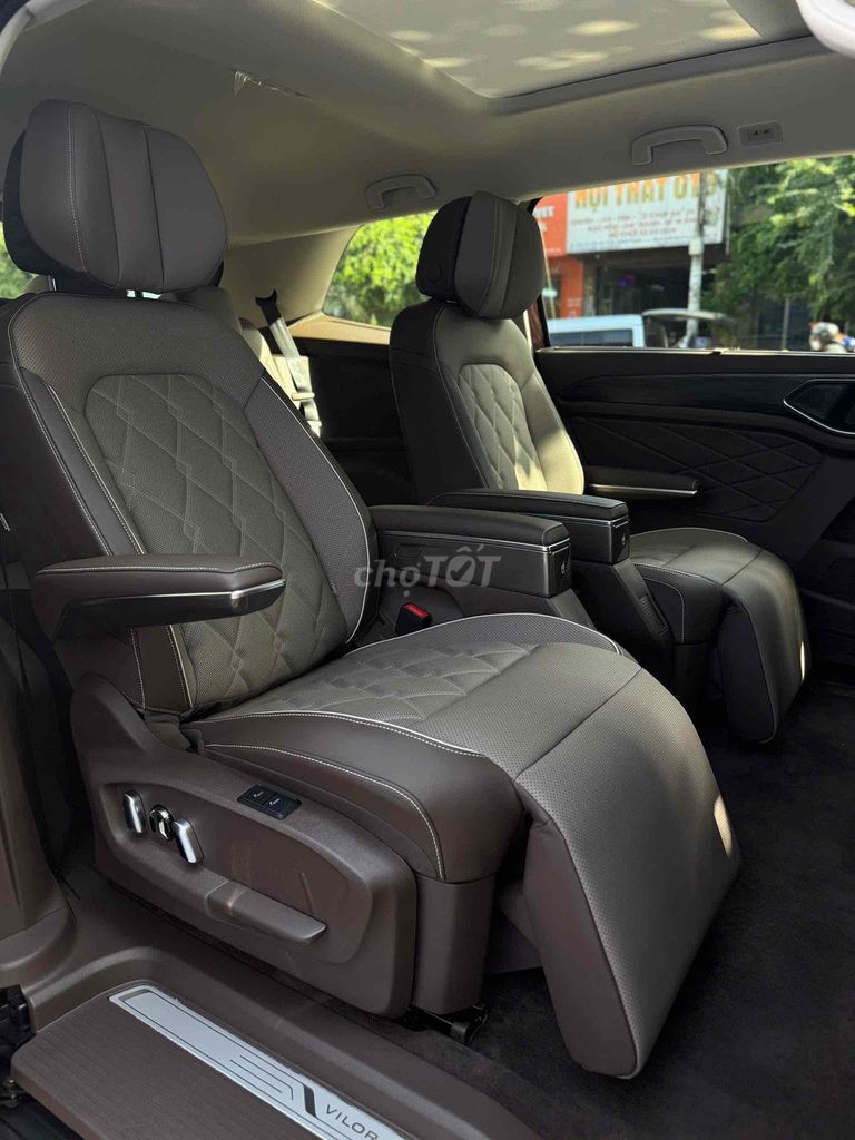 Volkswagen Viloran 2025 Luxury. Mua bán Ô tô tại Thành phố Thủ Đức Tp Hồ Chí Minh được đăng bởi Nguyễn Hưng hình 8