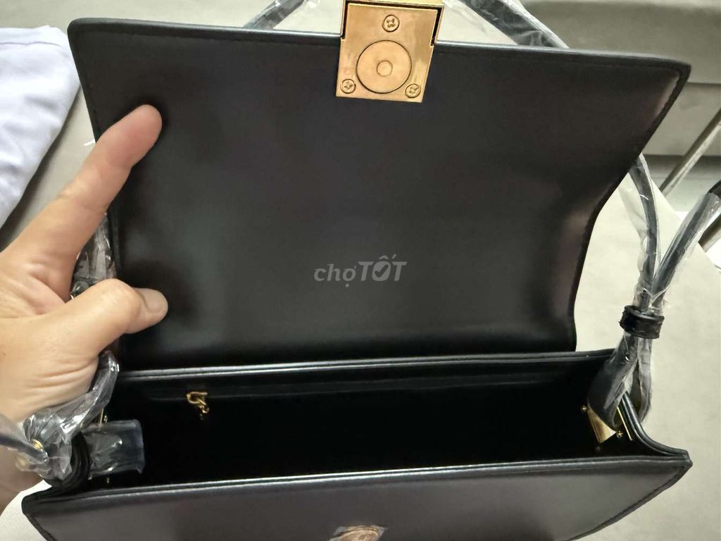 Túi Vascara new 100% TẶNG 1 đầm nguyên tem. Mua bán Túi xách tại Quận 1 Tp Hồ Chí Minh được đăng bởi Mai Mai hình 3