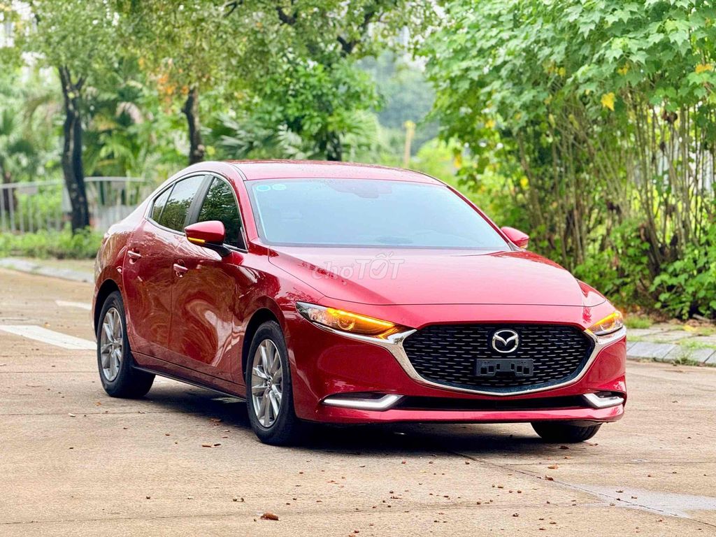 Mazda Mazda3 2024 1.5AT Luxury 11000 km. Mua bán Ô tô tại Quận Cầu Giấy Hà Nội được đăng bởi Vũ Duy Khánh hình 1