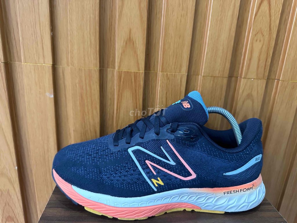 Giày New Balance chính hãng size 42.5 mới cao 96%