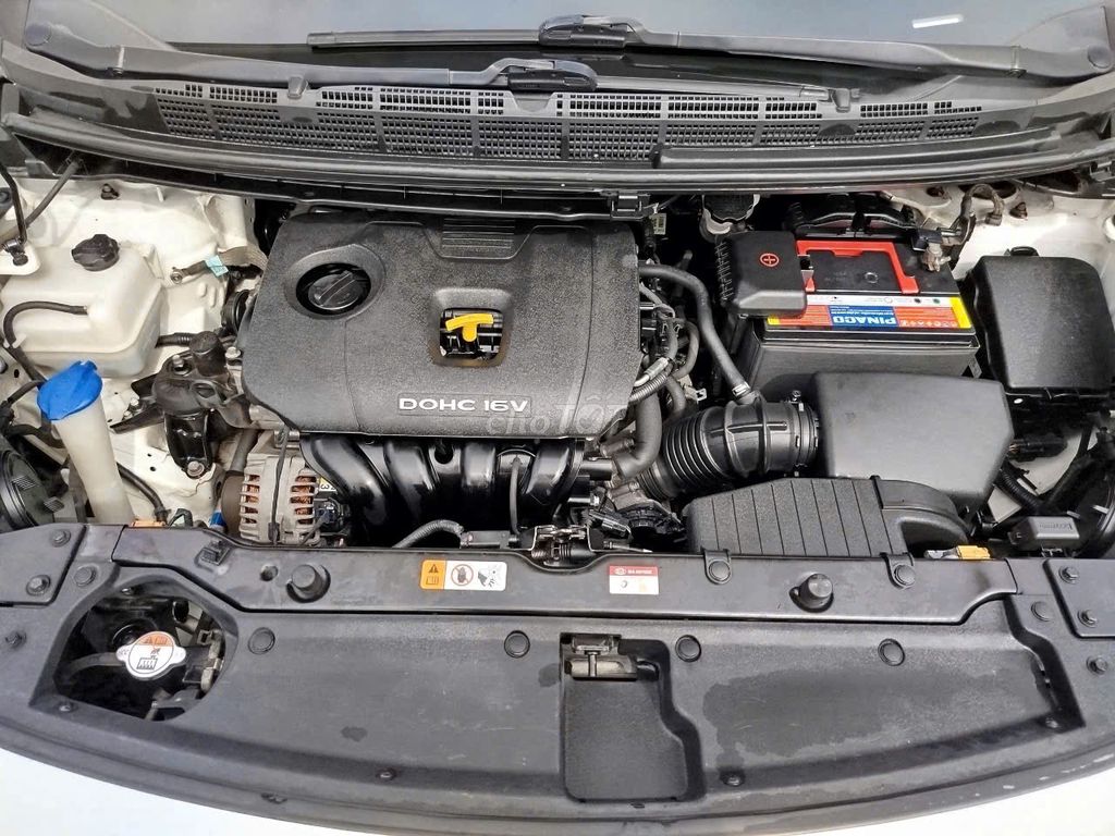 KIA Rondo 2.0 trắng 2019. Mua bán Ô tô tại Quận 1 Tp Hồ Chí Minh được đăng bởi MUA BÁN XE LƯỚT và PHỤ KIỆN XE hình 6