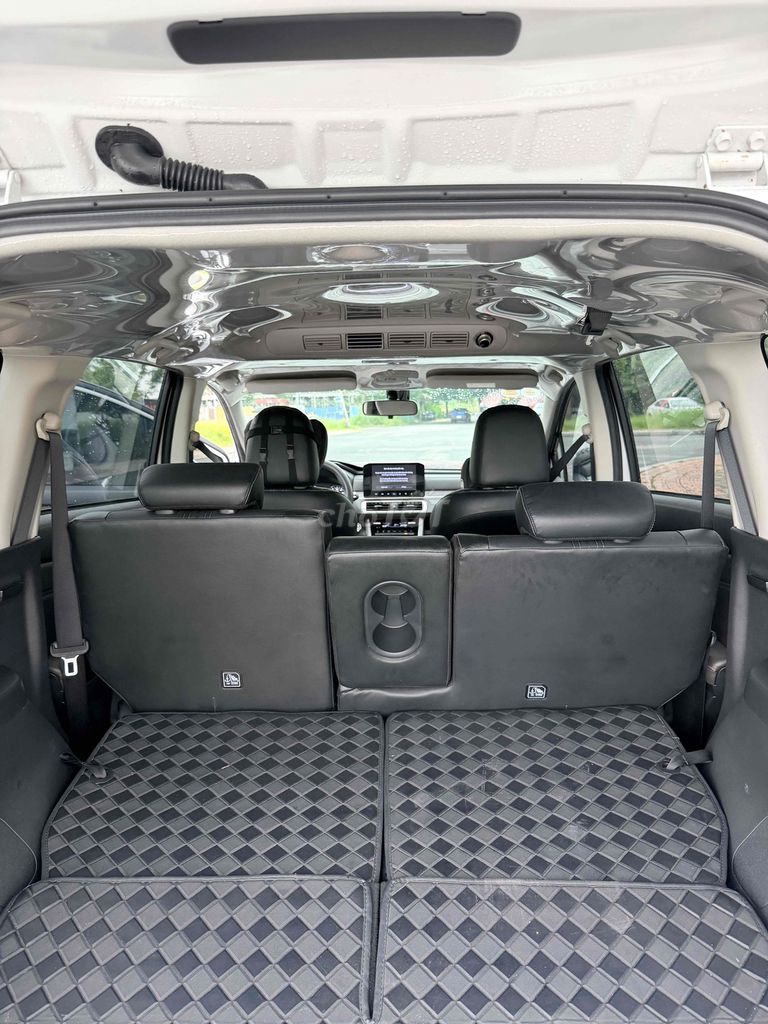 Xpander 2024 Premium 1.5 AT - 9000 km siêu lướt. Mua bán Ô tô tại Quận Hải Châu Đà Nẵng được đăng bởi Nguyễn Vương Auto hình 9