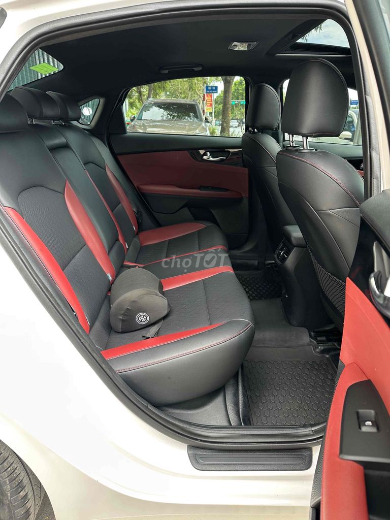 Kia K3 2024 Premium 2.0 AT - 23000 km. Mua bán Ô tô tại Quận Long Biên Hà Nội được đăng bởi Bùi Đình Thông hình 14