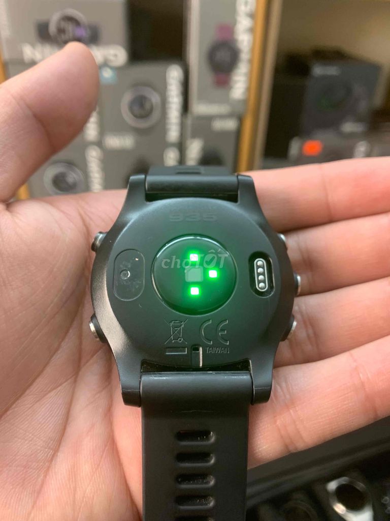 Garmin Forunner 935. Mua bán Thiết bị đeo thông minh tại Quận Hai Bà Trưng Hà Nội được đăng bởi Trương Quang Khải hình 2