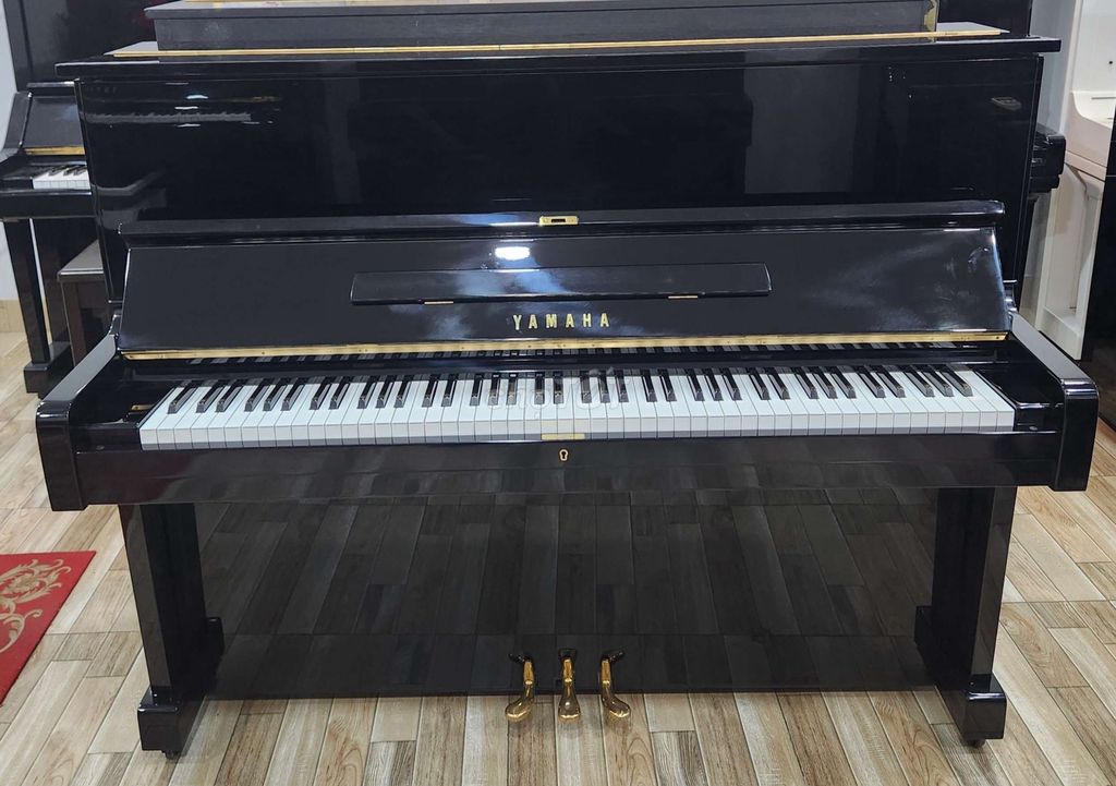 Thanh lí Đàn Piano Yamama U2F mới 98%