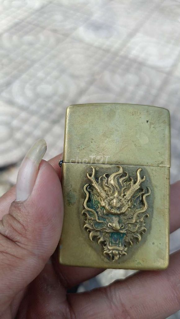 Bật lửa Đồng Vàng đồng Rồng. Mua bán Đồ sưu tầm, đồ cổ tại Huyện Hóc Môn Tp Hồ Chí Minh được đăng bởi Khang Phạm hình 1