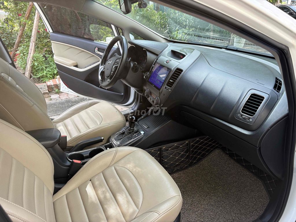 Kia Cerato 2017 1.6 AT - 90000 km. Mua bán Ô tô tại Quận Hai Bà Trưng Hà Nội được đăng bởi Bùi hiển hình 9