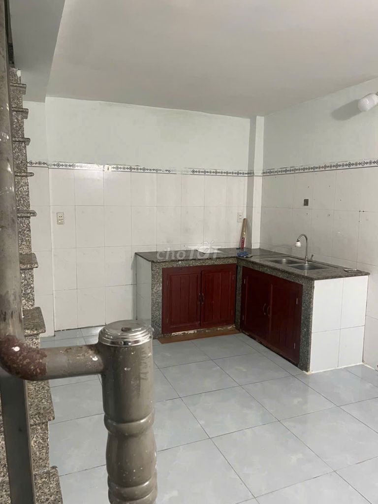 Cho thuê MB KCD Dĩ an, 5 x 15m, giá 7.5tr/ tháng