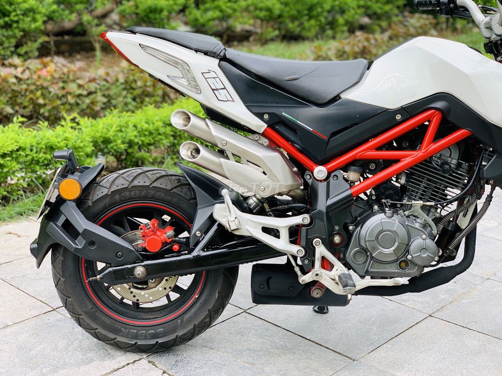BENELLI TNT 125 NGUYÊN ZIN ĐỜI CAO BIỂN HN XE NHẬP. Mua bán Xe máy tại Quận Nam Từ Liêm Hà Nội được đăng bởi Hà Thanh hình 6