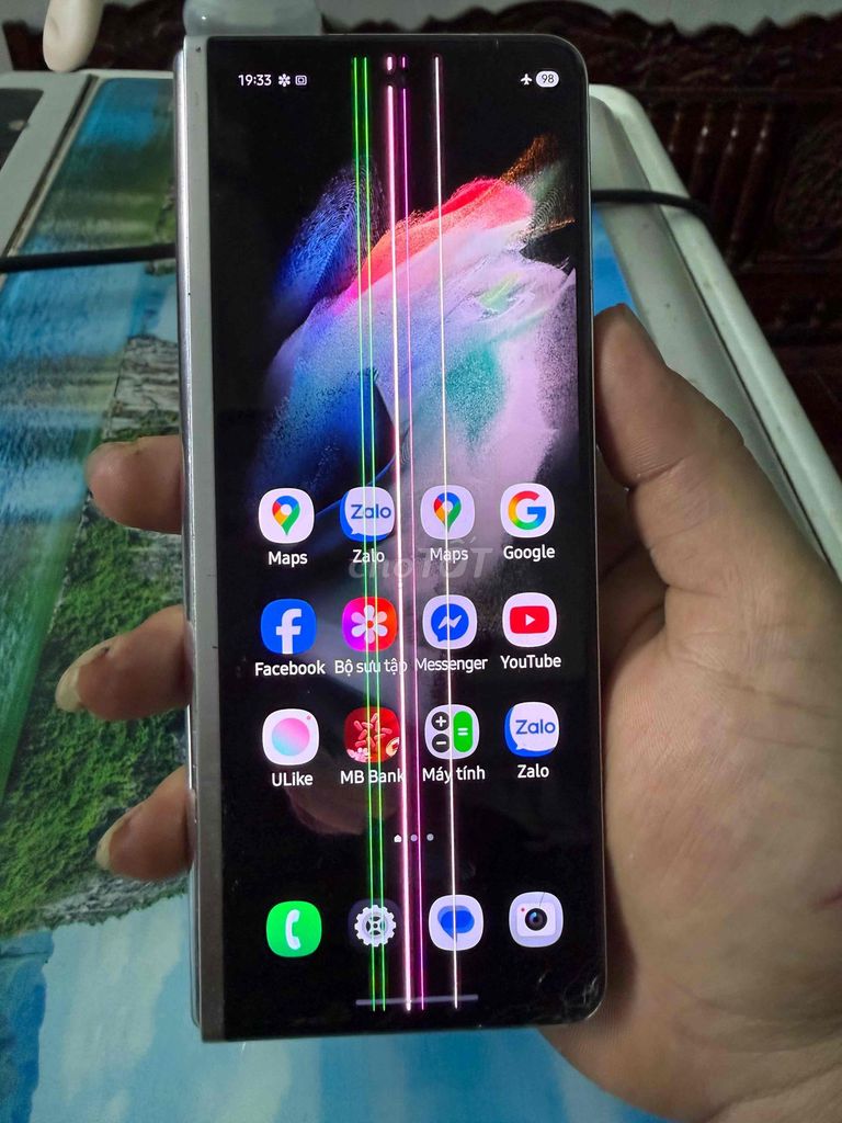 Samsung Z Fold Bạc Hư hỏng. Mua bán Điện thoại tại Huyện Gia Viễn Ninh Bình được đăng bởi Nguyễn Hoàng Tiến hình 1