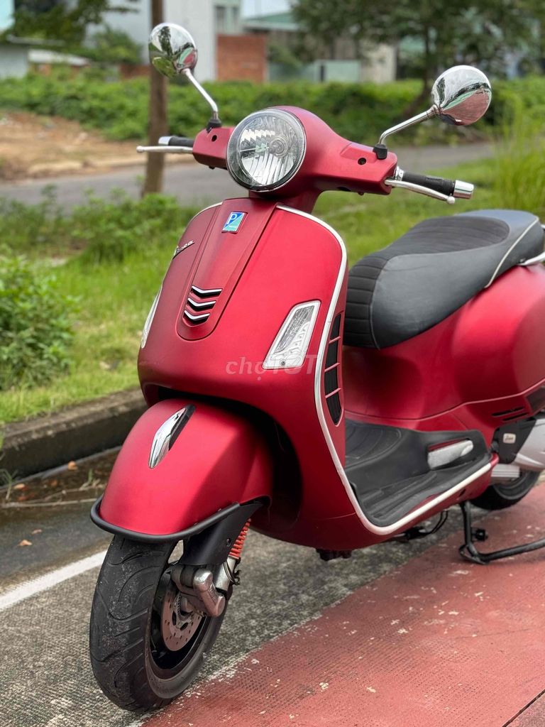 vesspa gts ABS máy iget đỏ mù mới 95% 43D1-863.42. Mua bán Xe máy tại Quận Sơn Trà Đà Nẵng được đăng bởi Minh Dũng bán trả góp 136 vân đồn  hình 4