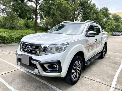 Bán Nissan Navara 2019 tự động 1 cầu màu trắng đẹp