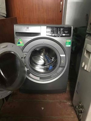 Máy giặt Electrolux 8.0kg inverter mới 95%