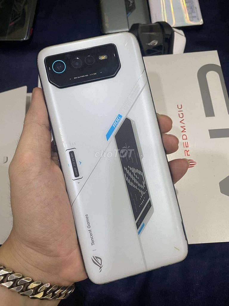 ROG Phone 6 12GB/256GB Trắng Giá bèo cho ae cày 🤩. Mua bán Điện thoại tại Quận 1 Tp Hồ Chí Minh được đăng bởi BaRich hình 1