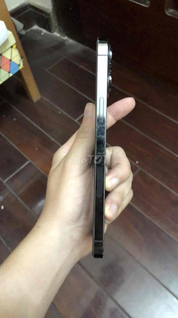 Cần bán 12 Promax 128GB Xám đen