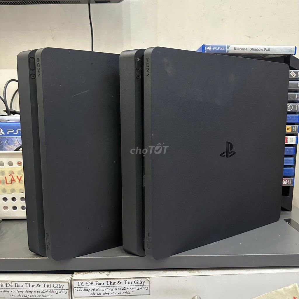 Máy chơi game Sony PS4 Slim Đen. Mua bán Thiết bị chơi game tại Quận 10 Tp Hồ Chí Minh được đăng bởi MộcPhạmWeGames hình 1