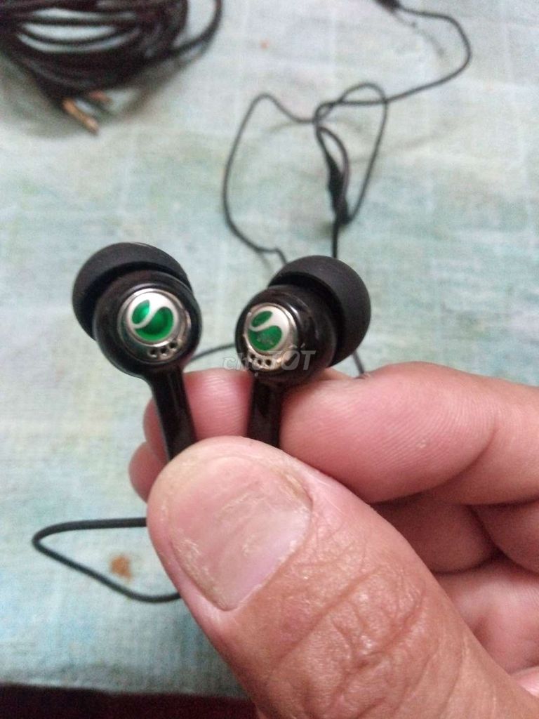Tai nghe sony. Mua bán Thiết bị đeo thông minh tại Quận 10 Tp Hồ Chí Minh được đăng bởi Nguyen duy duong  hình 1