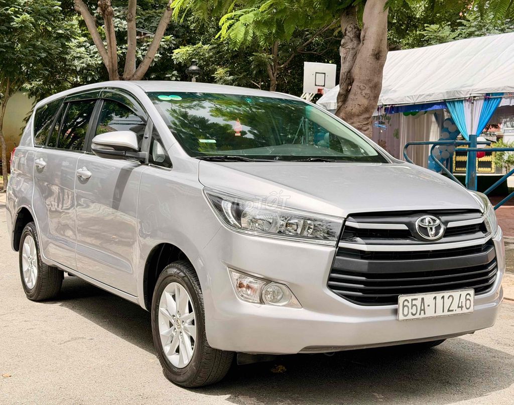 INNOVA 2.0E 2016 (модель 2017), отличная комплектация