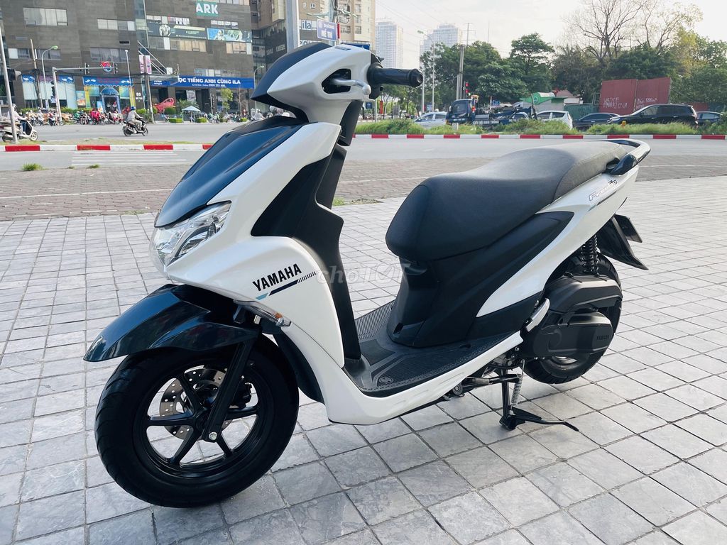 Xe máy Yamaha FreeGo màu trắng đen xe chính chủ. Mua bán Xe máy tại Quận Nam Từ Liêm Hà Nội được đăng bởi HẢI ĐĂNG hình 1