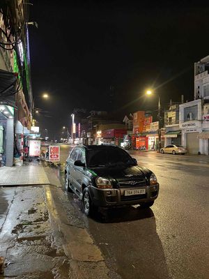 Hyundai Tucson 2009 2.0 xăng AWD Đen