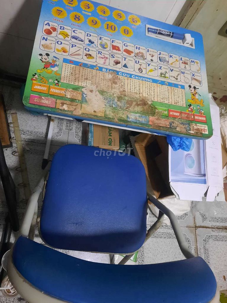 Bàn học sinh Gỗ 40x60 cm. Mua bán Bàn ghế tại Huyện Nhà Bè Tp Hồ Chí Minh được đăng bởi Phan văn thanh hình 1