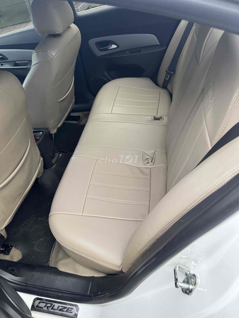 Chevrolet Cruze 2014 1.6 Trắng 86000 km. Mua bán Ô tô tại Quận Hải Châu Đà Nẵng được đăng bởi anh anh hình 6