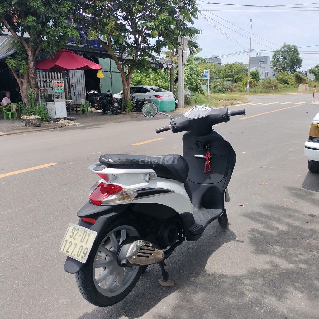 Bán xe Liberty như hình đăng. Mua bán Xe máy tại Quận Cẩm Lệ Đà Nẵng được đăng bởi 274 Đô Đốc Lân p.Hòa Xuân q.Cẩm Lệ hình 4