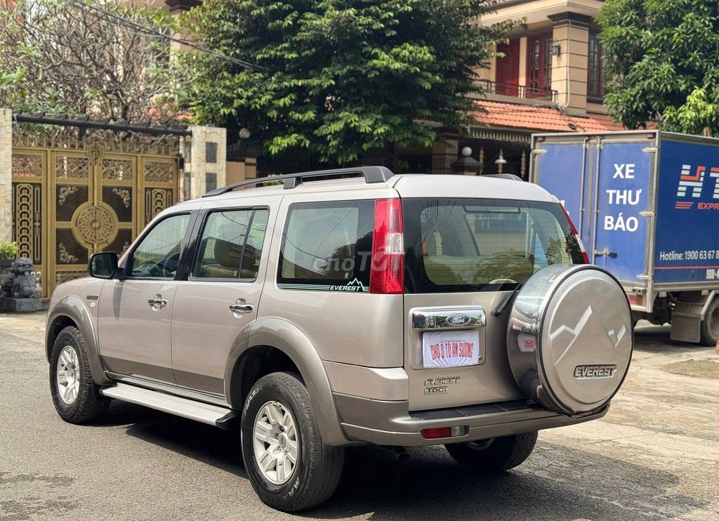 FORD EVEREST 2009 MÁY DẦU SỐ TỰ ĐỘNG. Mua bán Ô tô tại Huyện Hóc Môn Tp Hồ Chí Minh được đăng bởi CHỢ Ô TÔ AN SƯƠNG hình 6