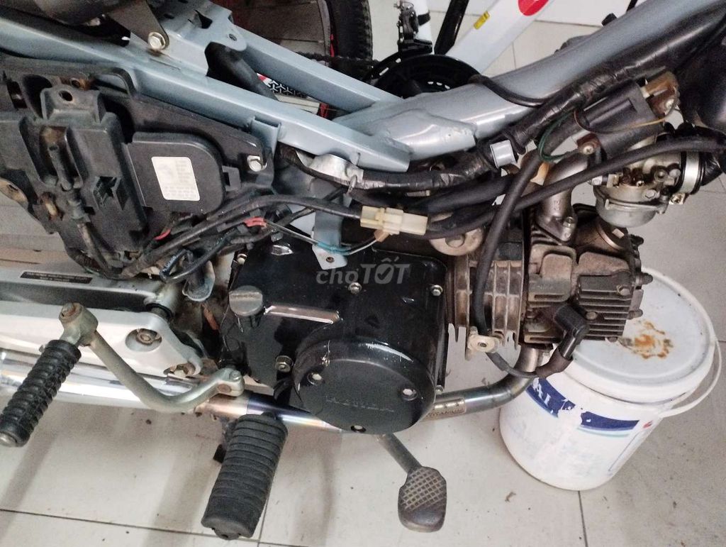 Phụ tùng Honda Wave Alpha Kim loại Đen. Mua bán Phụ tùng xe tại Thành phố Mỹ Tho Tiền Giang được đăng bởi Ho ngoc tien hình 16