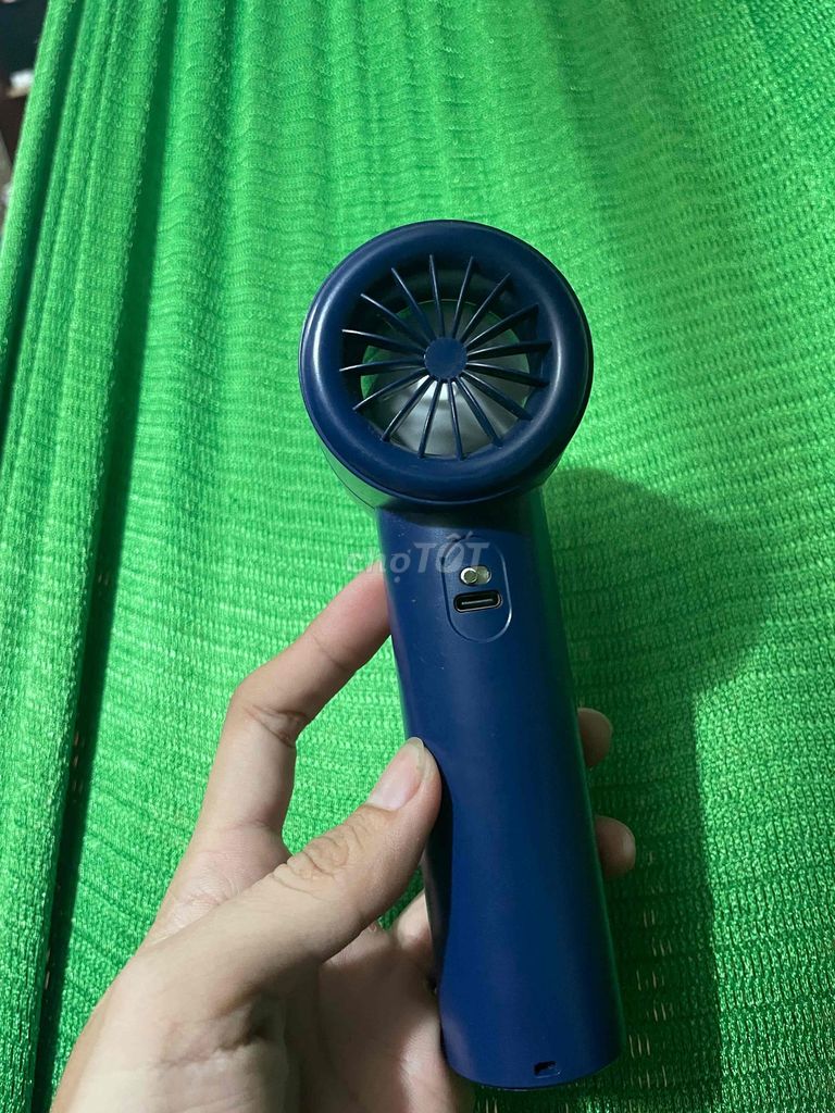 Quạt tích điện mini Xanh đậm. Mua bán Quạt tại Huyện Tân Hiệp Kiên Giang được đăng bởi đệ nhất hình 1