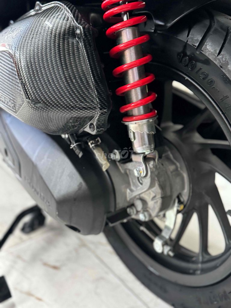 SH moden ABS xám xi măng mới 97% 43AD-098.17. Mua bán Xe máy tại Quận Sơn Trà Đà Nẵng được đăng bởi Minh Dũng bán trả góp 136 vân đồn  hình 3