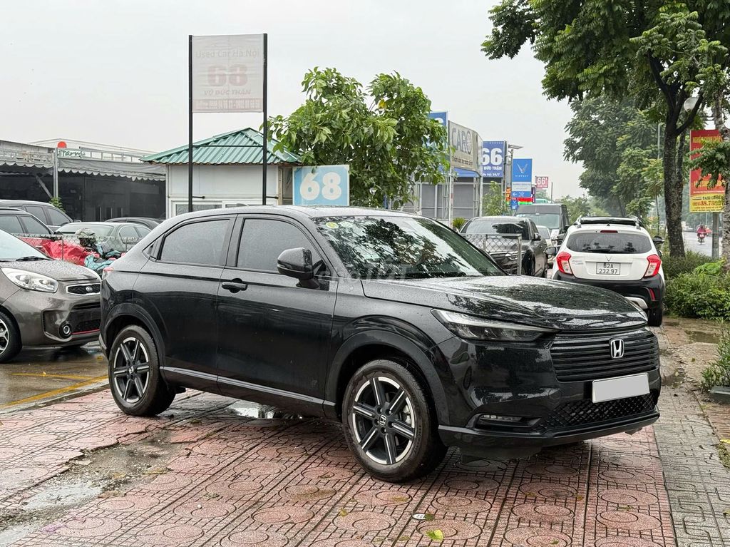 Honda HR-V G 2025 9000 км черный