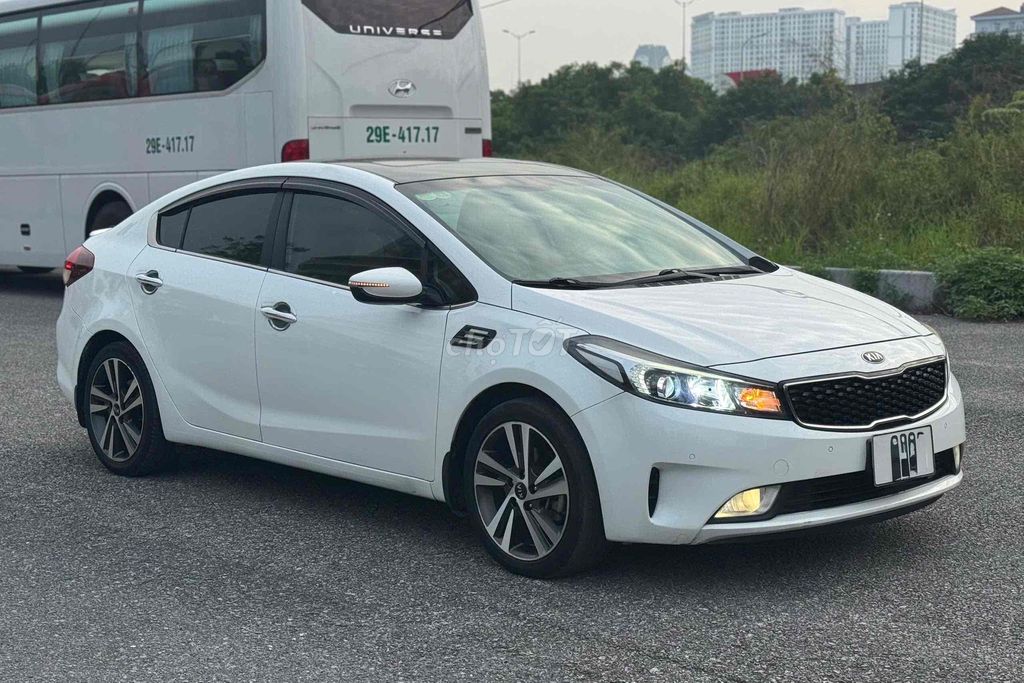 Kia Cerato 2017 2.0 AT - 7000 km. Mua bán Ô tô tại Quận Cầu Giấy Hà Nội được đăng bởi ngoc cuong hình 3