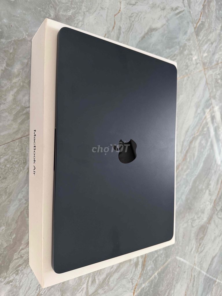 Macbook Air M2 16/256. Mua bán Laptop tại Thành phố Buôn Ma Thuột Đắk Lắk được đăng bởi Đức Trần hình 1