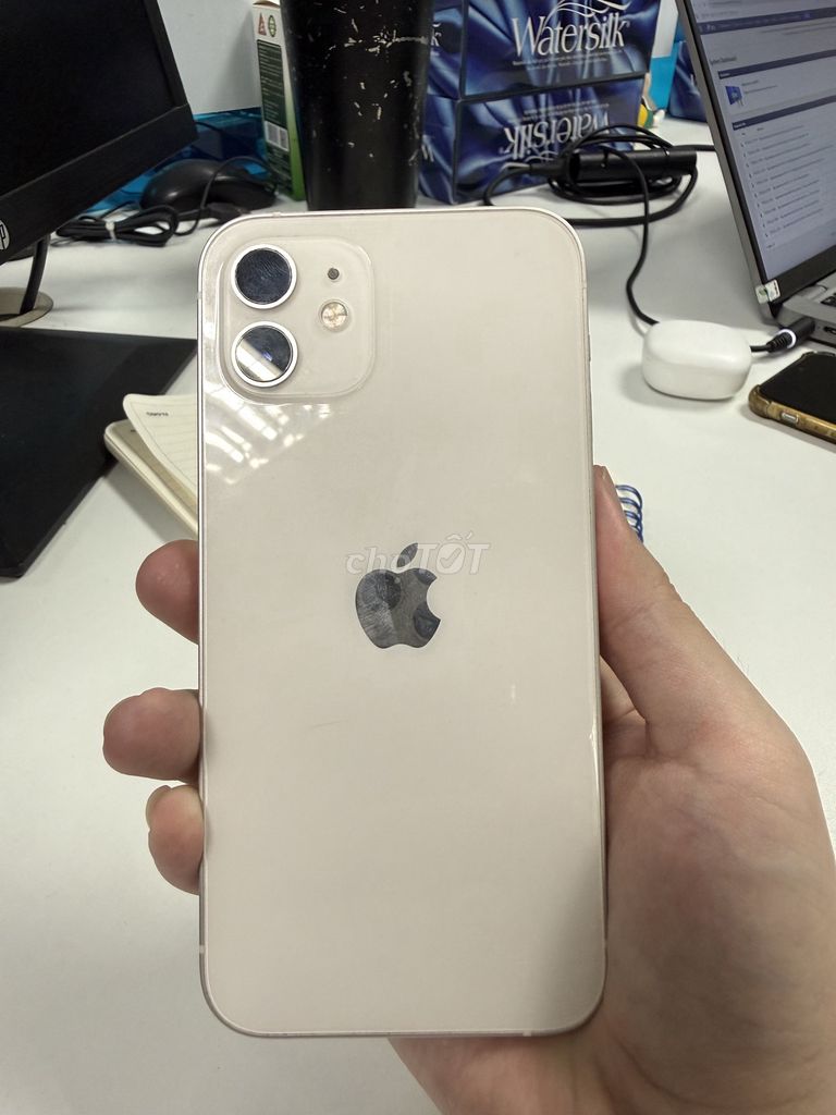 Apple iPhone 12 128GB Trắng. Mua bán Điện thoại tại Quận Cầu Giấy Hà Nội được đăng bởi Trọng Thiện Nguyễn hình 1
