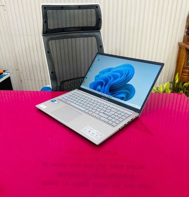 Asus Vivobook 15 Core 5 120U 16GB/512GB BH 2/2028