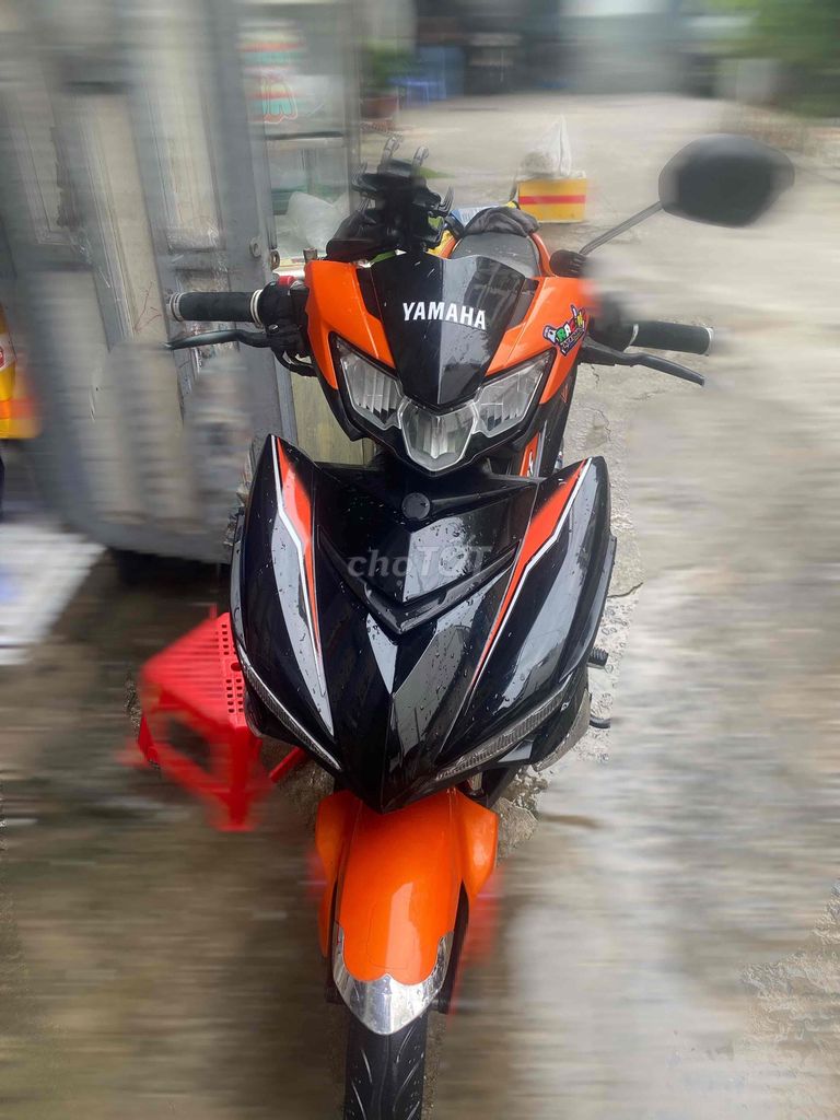 Yamaha Exciter 2019, черный, оранжевый