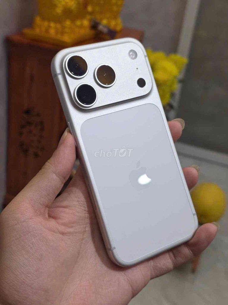 Apple iPhone 17 Pro 256GB Trắng. Mua bán Điện thoại tại Quận 10 Tp Hồ Chí Minh được đăng bởi Hậu Lưu hình 1