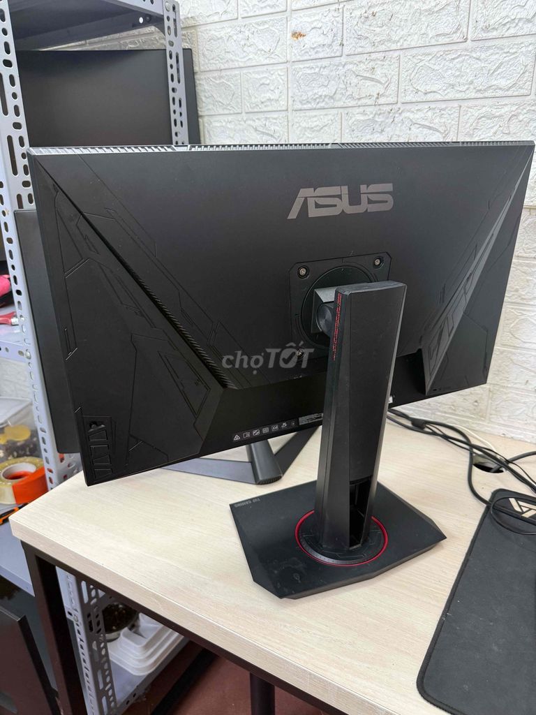 Dọn kho E còn 10c màn Asus 27inch 144hz,màn có loa. Mua bán Phụ kiện (Màn hình, Chuột...) tại Quận Hoàng Mai Hà Nội được đăng bởi Chiến nguyễn hình 1