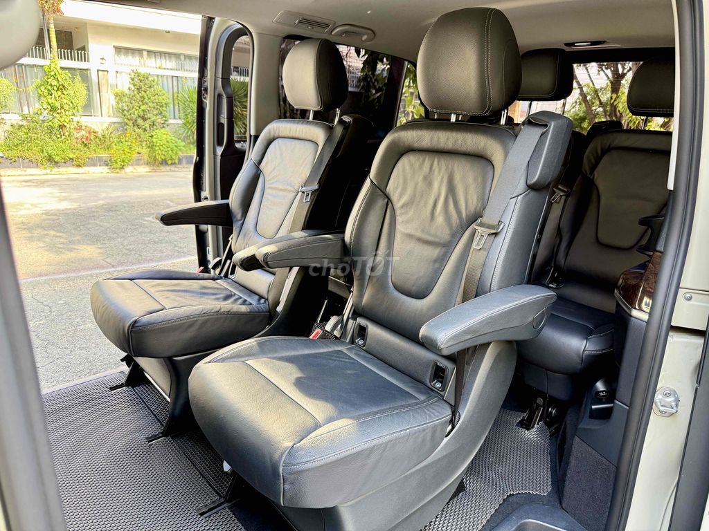 Mercedes Benz V250 Avantgarde. Mua bán Ô tô tại Quận 12 Tp Hồ Chí Minh được đăng bởi KaizenAutoService hình 9