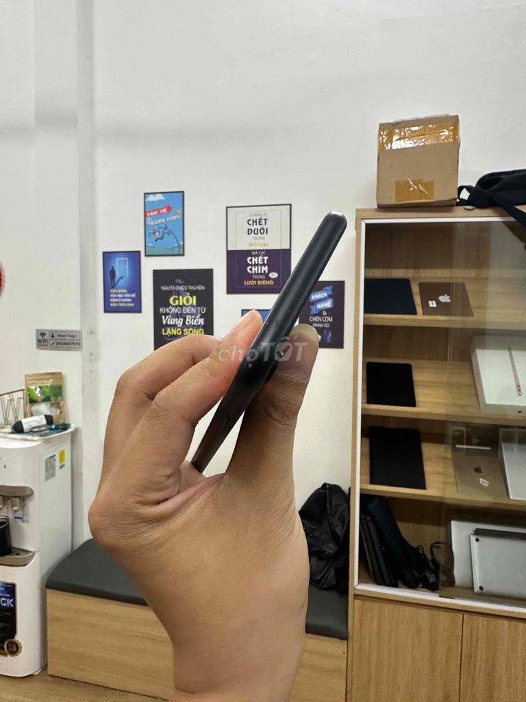 iPhone XR Đen 64GB Quốc Tế. Mua bán Điện thoại tại Quận Đống Đa Hà Nội được đăng bởi Hanoimobile MTC hình 5