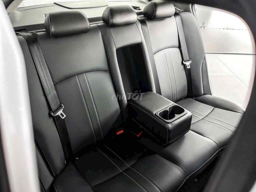 Mitsubishi Attrage 2025. Mua bán Ô tô tại Quận Hà Đông Hà Nội được đăng bởi Nguyễn Hà hình 8