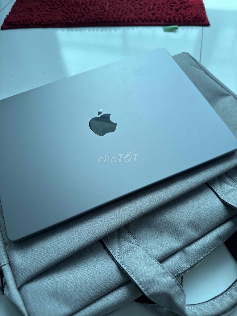 MacBook pro M1 Pro, RAM 16GB, SSD 512GB, 14inch. Mua bán Laptop tại Quận Cầu Giấy Hà Nội được đăng bởi Phan Mạnh Dũng hình 1