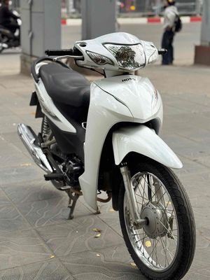 Honda Wave wave alpha 110cc trắng đẹp chạy ít