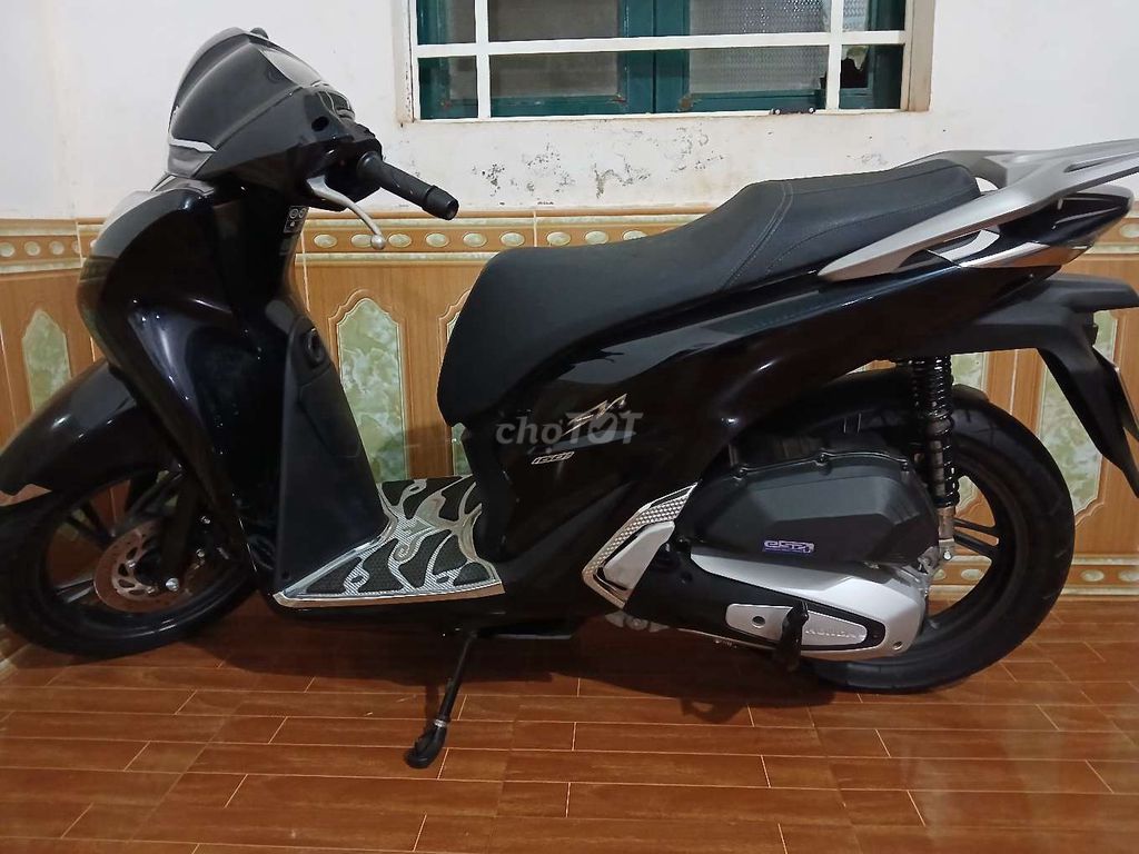 Honda SH 160cBS 2024 Đen 600 km. Mua bán Xe máy tại Huyện Đăk Glong Đắk Nông được đăng bởi nguyên văn trình hình 2